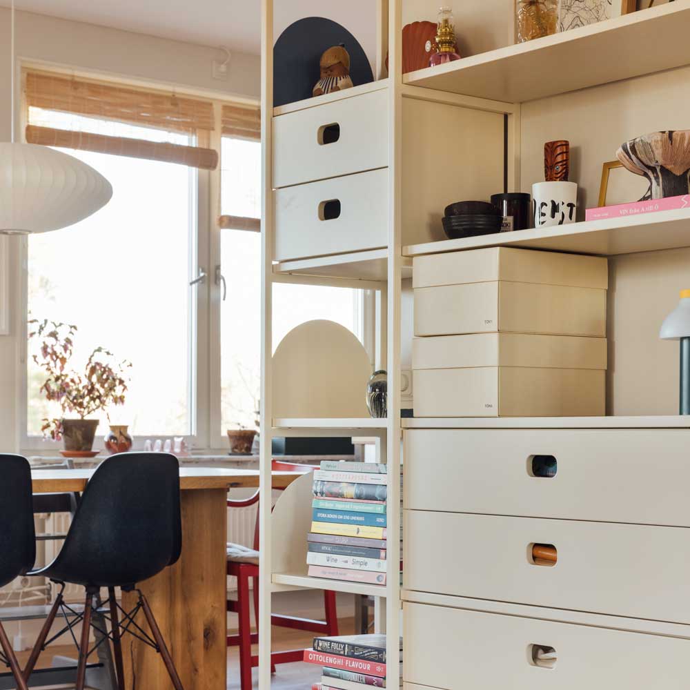 Bokstöd Paus - Off-white