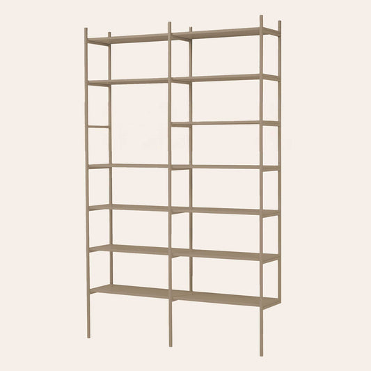 Zara Zachrisson’s shelf